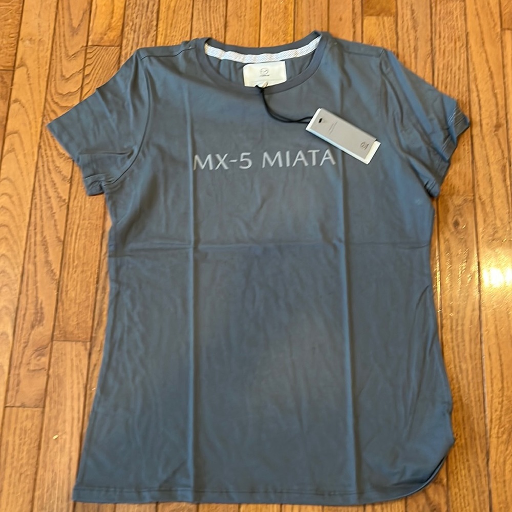 NWT Mazda Miata womens T-shirt XXL